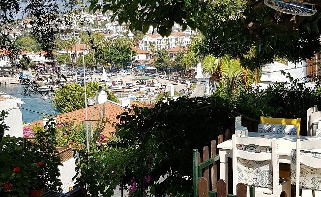 Kas Restaurant
